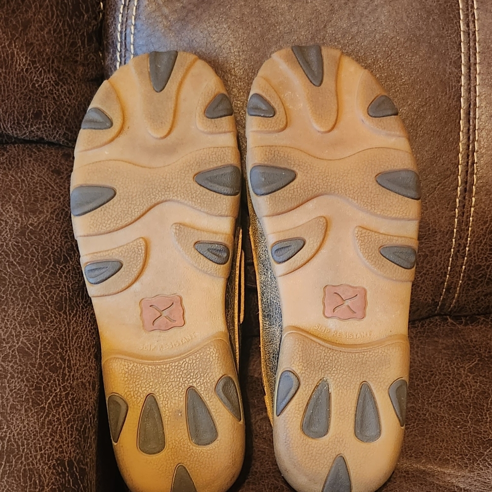 Twisted X Leopard Print Moccasins - Picture 3 of 4
